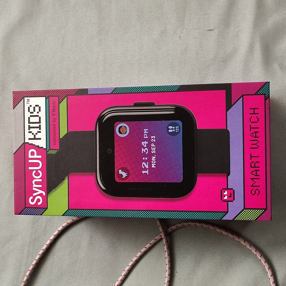 T-Mobile syncUP kids smart watch